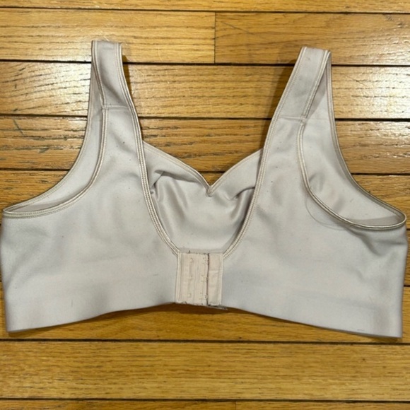 Hanes bra 2XL light beige plus size bra wireless bra neutral - Picture 4 of 5